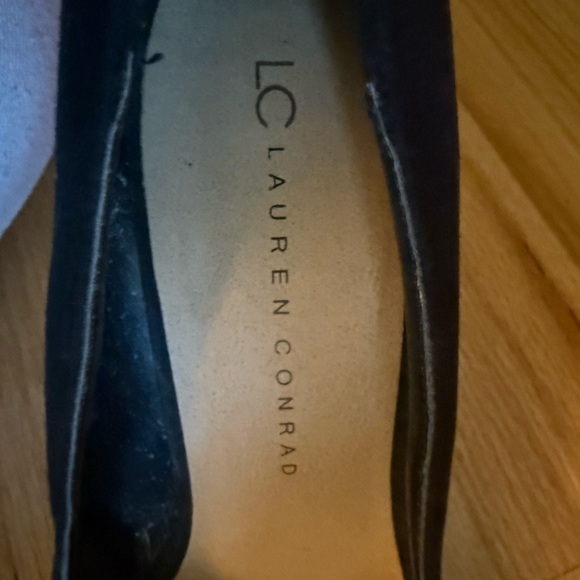 Lauren Conrad black sued Women's Heels - Picture 5 of 5